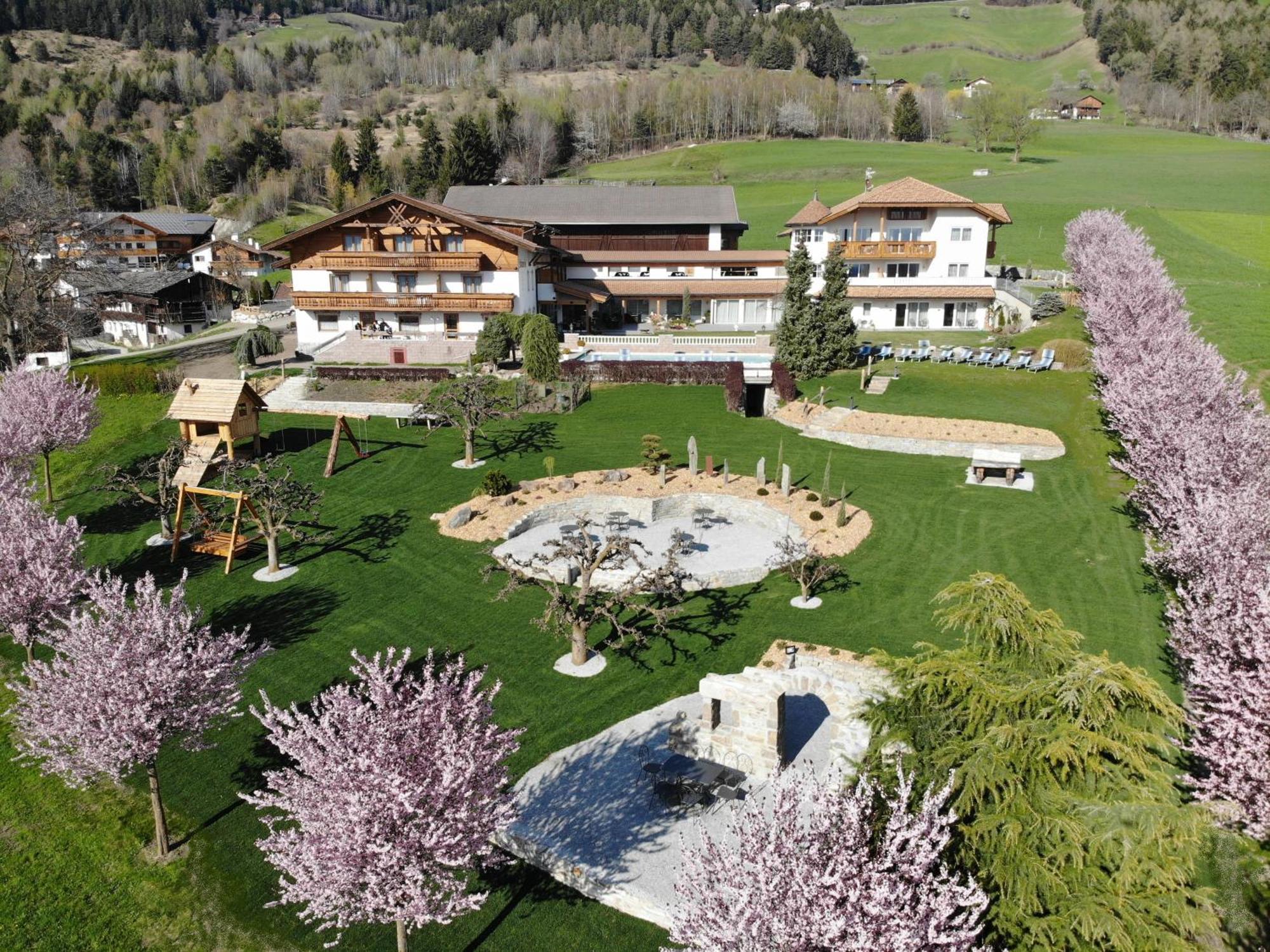 Hotel Nussbaumerhof *** ロデンゴ エクステリア 写真