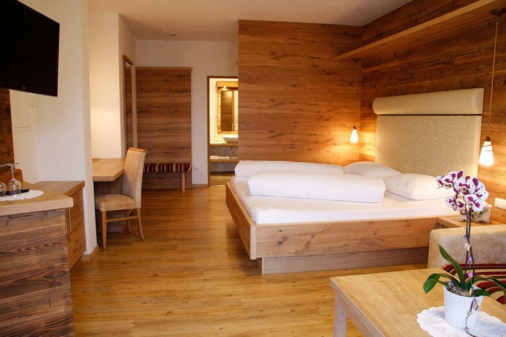 Hotel Nussbaumerhof *** ロデンゴ エクステリア 写真