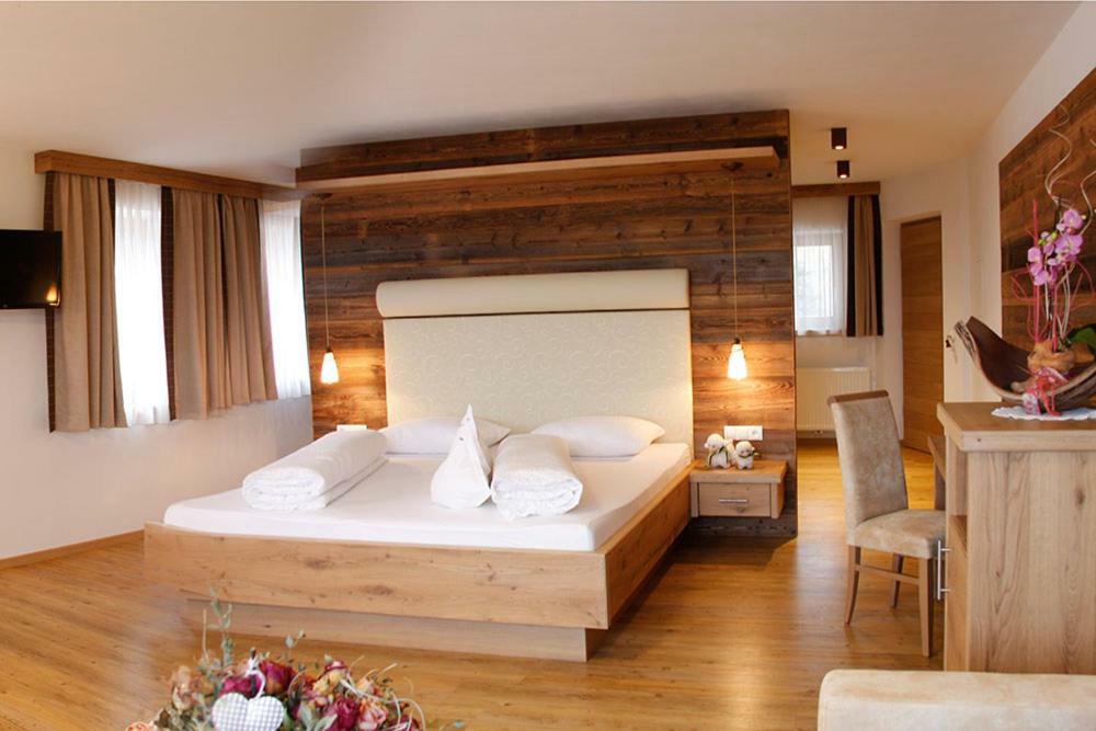 Hotel Nussbaumerhof *** ロデンゴ エクステリア 写真