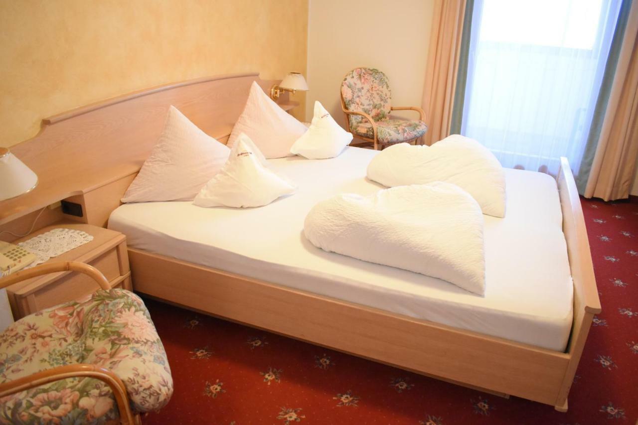 Hotel Nussbaumerhof *** ロデンゴ エクステリア 写真
